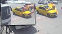 Ticari taksi bir anda alev topuna döndü