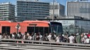 Küçükçekmece'de metrobüste yangın paniği!