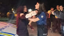 Polislere saldırdı, gazetecilere de tükürdü!
