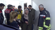 Erzurum'da torun dehşeti! Önce bıçakladı sonra rehine aldı! Balkondan yardım çığlığı