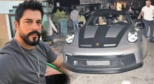 Son Dakika: Burak Özçivit yeni spor arabasını garajına ekledi!