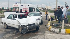 Edirne'de iki otomobil çarpıştı: 2 sürücü yaralandı!