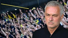 Beşiktaş yenilgisiyle Fenerbahçelileri çıldırmıştı! Jose Mourinho'ya teklif yapan 2 takım belli oldu