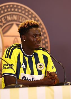 Fenerbahçe'de İsmail Kartal'dan resmen Skriniar kararı! 1'nci yedeği oynayacak - Resim : 1