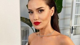 Fahriye Evcen'in 20 yaşındaki hali görenleri şaşkına çevirdi! O dizide liseliyi oynamış