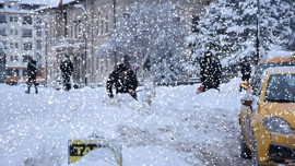 Kar yağışı bitmiyor! Bu illerde yaşayanlar dikkat