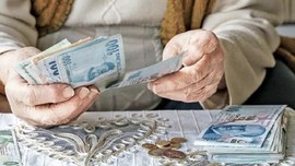 Emeklilere zamlı maaş ve bayram ikramiyesi ne zaman yatacak? Tarih netleşti