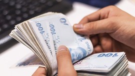 Emekliler merakla bekliyordu! Kritik teklif Meclis’ten geçti