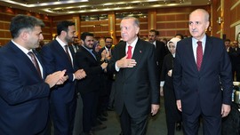 Cumhurbaşkanı Erdoğan İstanbul il binasında istişare toplantısına katıldı