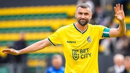 Burak Yılmaz, futbolu bıraktığını açıkladı