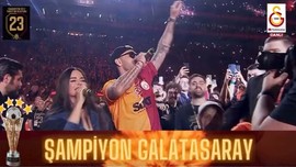 Yılın düeti! Icardi ve Simge Sağın, sahaya berabere çıktı: “Aşkın Olayım” dediler