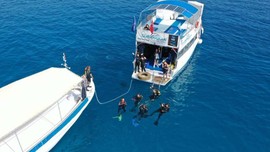 Kaş’ta deniz dibi temizliği yapıldı: Denizden çıkanlar şoke etti