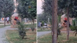 Adana’da şaşkınlık yaratan anlar! Parkta soyunup iç çamaşırıyla banyo yaptı