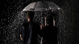 Gök gürültülü sağanak yağış geliyor! Meteoroloji’den 3 il için turuncu, 17 il için sarı kodlu uyarı! Sel, su baskını, heyelan, yıldırıma dikkat