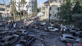 İsrail'in hastane saldırısının boyutu gün ağarınca ortaya çıktı! Görüntüler, patlamanın büyüklüğünü gözler önüne serdi