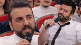 Hasan Can Kaya'nın programını gülmekten kırıp geçiren göğüs polemiği! "Hiç görmemiştim" diyerek tek tek anlattı