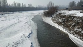 Ağrı'da dondurucu soğuklar etkisini sürdürüyor! Buz gibi havadan sonra ortaya çıkan manzara korkuttu