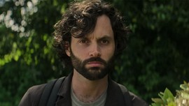 Başarılı oyuncu Penn Badgley'den Kur'an-ı Kerim itirafı! "Her zaman başucumdadır" diyerek anlattı, açıklamaları herkesi şaşırttı
