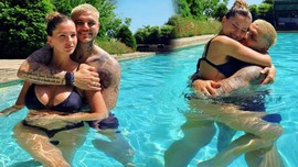 Galatasaray'ın yıldız futbolcusu Mauro Icardi aşka geldi! China Suarez ile sarmaş dolaş havuz pozlarını paylaştı