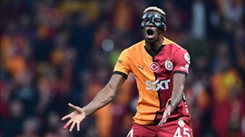 Galatasaray - Başakşehir maçında olay! Osimhen çılgına döndü, o hareketi şoke etti