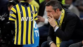 Fenerbahçe'de yönetim imza teslimi öncesi köşeye sıkıştı! Ali Koç büyük panikle yıldız oyuncuya 12 milyon euro teklif etti