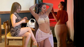 Uzun zamandan bu yana ortalıkta görünmüyordu. TikTok fenomeni Esra Rabia Ünal mavi bikinisiyle ortaya çıktı