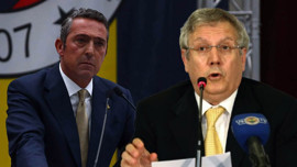 Fenerbahçe Divan Kurulu toplantısında ortalık karıştı. Kongre üyesini dışarı çıkarmak isteyen Ali Koç'a Aziz Yıldırım engel oldu