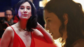 Bir dönem Türkiye'de en ünlü cinsel içerikli yetişkin film oyuncusuydu! Sibel Kekilli doğum gününe özel ceketinin düğmelerini açtı göğüs dekoltesi ortaya çıktı