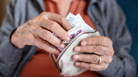 Emeklilere kötü haber verildi. O emeklilerin maaşından yüzde 25 kesilecek