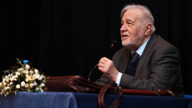 Ünlü isimlerden 'İlber Hoca' için başsağlığı mesajları