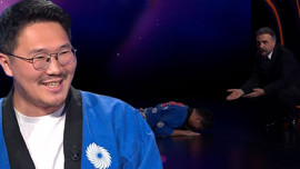 Kim Milyoner Olmak İster'de şok eden anlar! Japon yarışmacı sere serpe yere uzandı: Kurban olayım kalk!