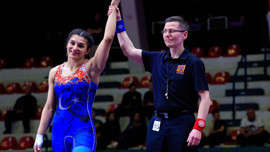 Tarihe geçti! Milli güreşçi Nesrin Baş, Avrupa şampiyonu