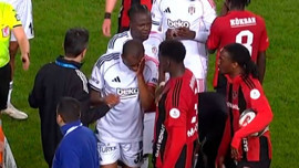 Beşiktaş’ta korkutan sakatlık! Beyin sarsıntısı nedeniyle oyundan çıktı
