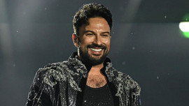 Megastar Tarkan'dan Ankara'da unutulmaz konser: "Yağmura rağmen bu gece eğleneceğiz"