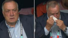 Fenerbahçe’nin eski teknik direktörü Dick Advocaat, tarihe geçti! Curaçao- Almanya maçında gözyaşlarına hakim olamadı