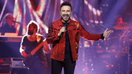 Megastar Tarkan'dan radikal imaj değişikliği: Saçlarını kısacık kestirdi, son hali olay oldu