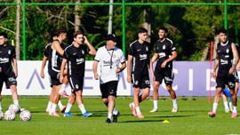 Beşiktaş'ta resmileşti! 10 ayrılık gerçekleşti