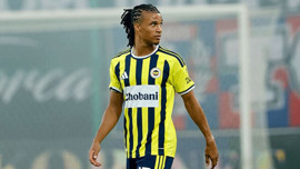 Fenerbahçe'nin yeni transferi Ake'de bomba Galatasaray detayı! Yüzde 100 pas isabetiyle oynamıştı