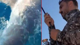 Hatay'da amatör balıkçının oltasına takıldı! Görünce inanmakta güçlük çekti