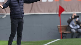 Trabzonspor'da Fatih Tekke ile yollar ayrıldı!  Bordo-mavililer yeni hocayı arıyor, takım ona emanet
