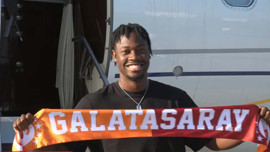 Galatasaray yeni transferini KAP’a bildirdi! El Chadaille Bitshiabu İstanbul’a geldi! İşte ilk sözleri