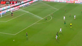 Amedspor- Beşiktaş maçında ilginç anlar! Sulama sistemi bir anda açıldı, futbolcular şaşkına döndü