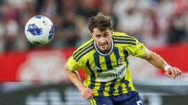 Hatalarıyla saç baş yoldurdu! Fenerbahçe’de İsmail Yüksek, Aston Villa maçında çıldırttı!