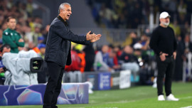 Roma maçında istifa ediyordun bugün etsene! Ünlü yorumcu canlı yayında çıldırdı: İsmail Kartal derbide olmasa ne olur?