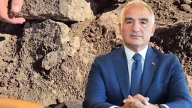 Kütahya'da 4.000 yıllık yerin kazısında bir anda kazmanın altında belirdi! Herkes şaşırdı kaldı