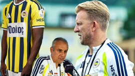 Fenerbahçe'de İsmail Kartal 1 yıldızı resmen kadro dışı bırakmıştı! Kuyt gelir gelmez geri aldı
