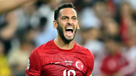Hakan Çalhanoğlu bombası! Sergen Yalçın sonrası A Milli Takım'ı bırakmak istiyor: O sözler gündem oldu