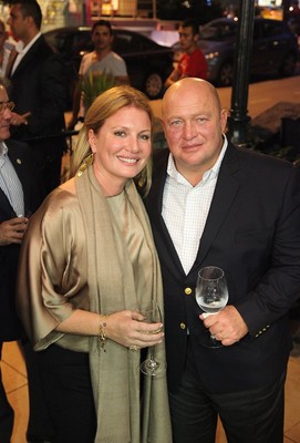 Zamansız bir aşk hikayesi! Caroline Koç, merhum eşi Mustafa Koç ile yaşadığı muhteşem evinin kapılarını açtı! - Resim: 1