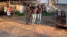 İzmir'de YPG şüphelisi 4 kişiye gözaltı