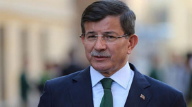 Kulislere bomba gibi düşen iddia! Davutoğlu siyasi bırakıyor mu? “Kurmaylarıyla fesih için toplantıda”